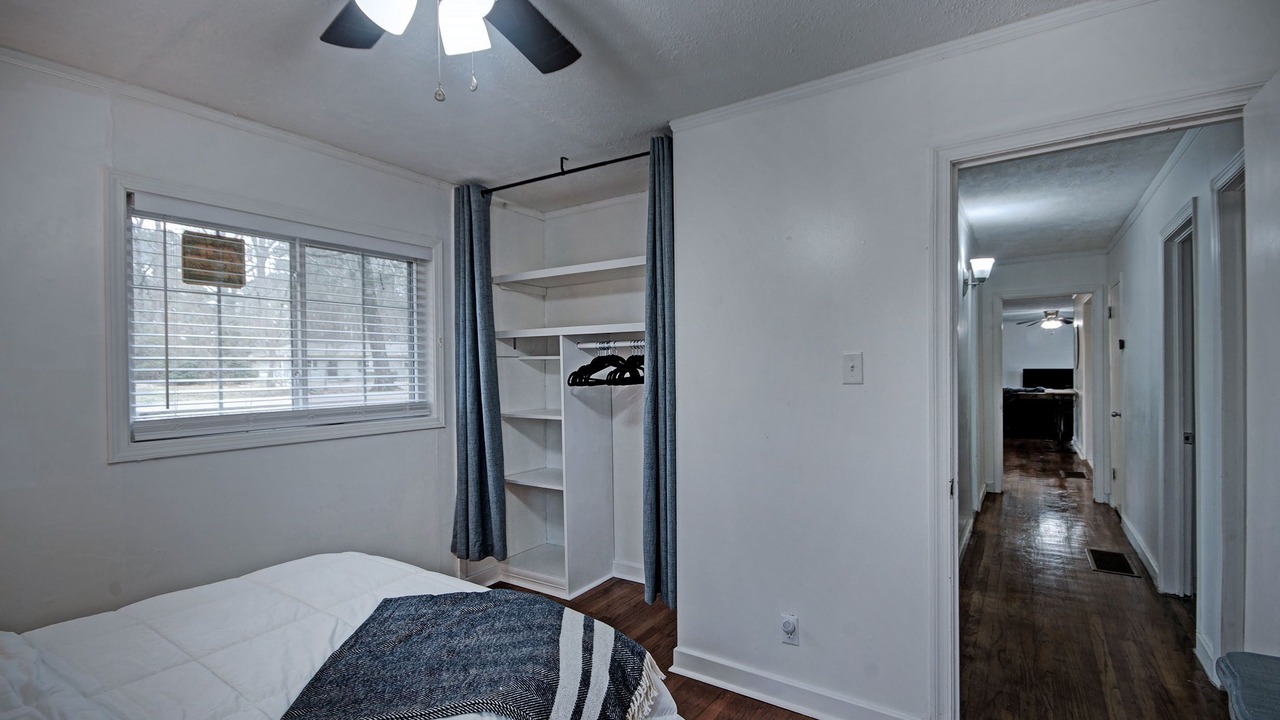 Photo of Bedroom in Tougaloo