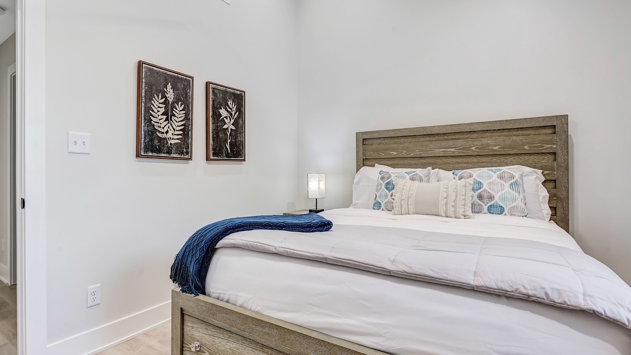 Photo of Bedroom in Tybee Island
