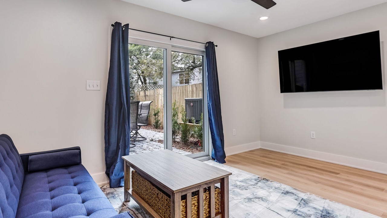 Photo of Livingroom in Tybee Island