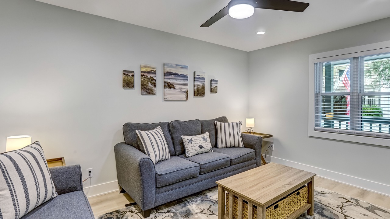 Photo of Livingroom in Tybee Island