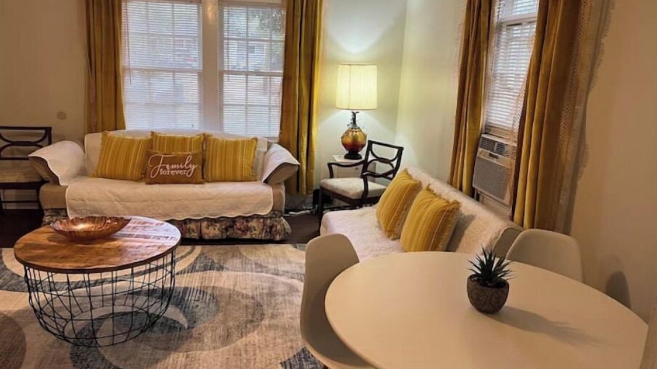 Photo of Livingroom in Valdosta