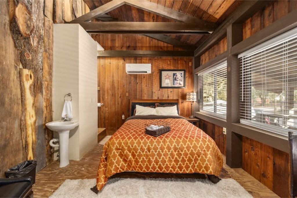 Photo of Bedroom in Edgar