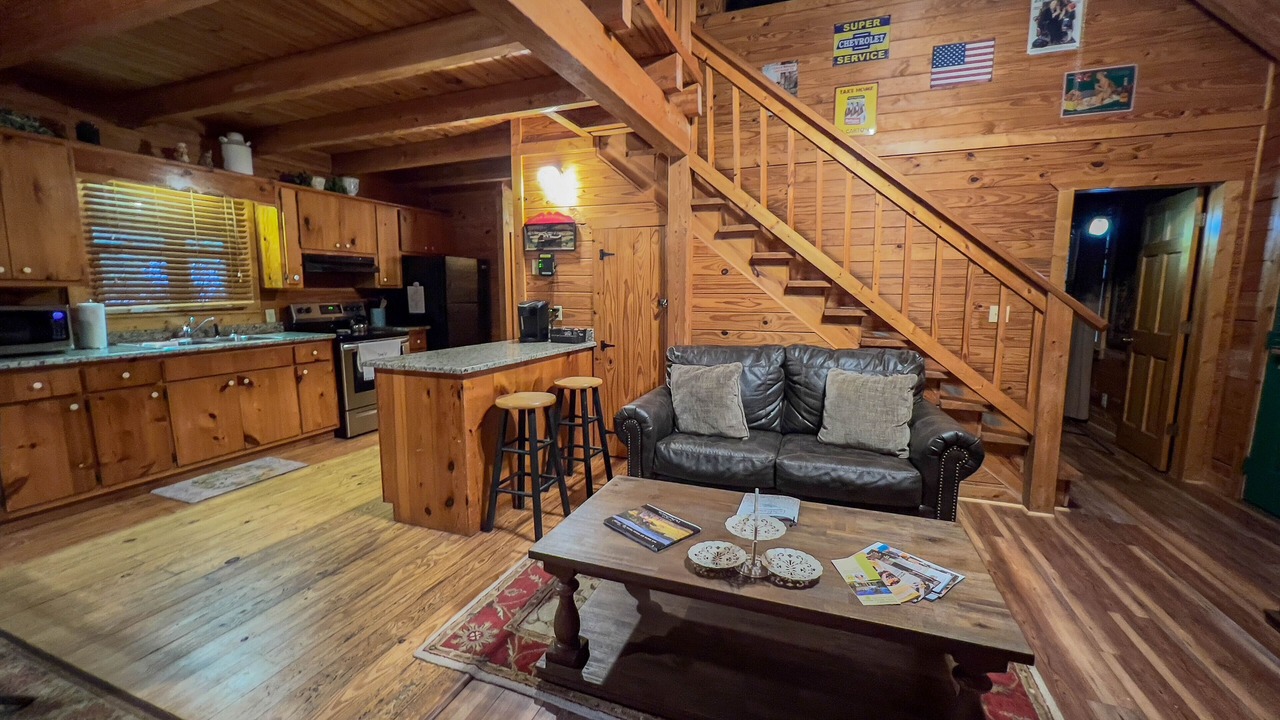 Photo of Livingroom in Warm Springs