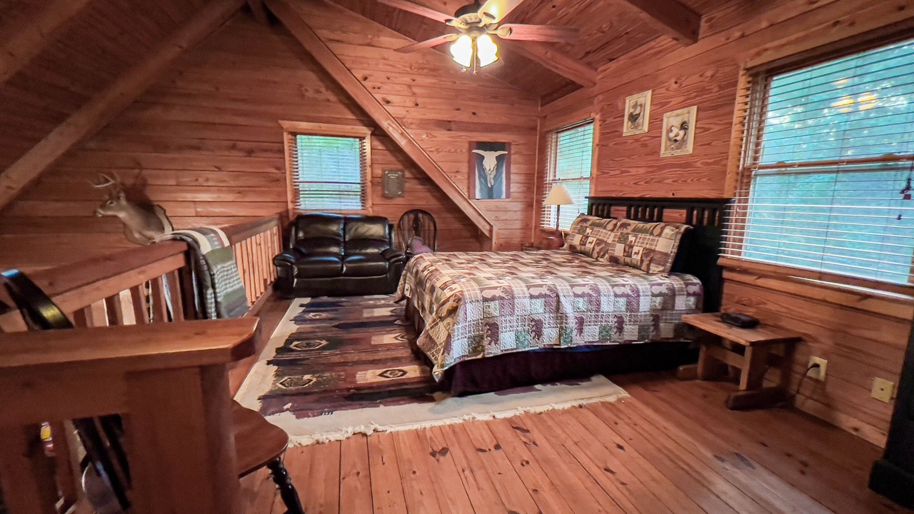 Photo of Bedroom in Warm Springs