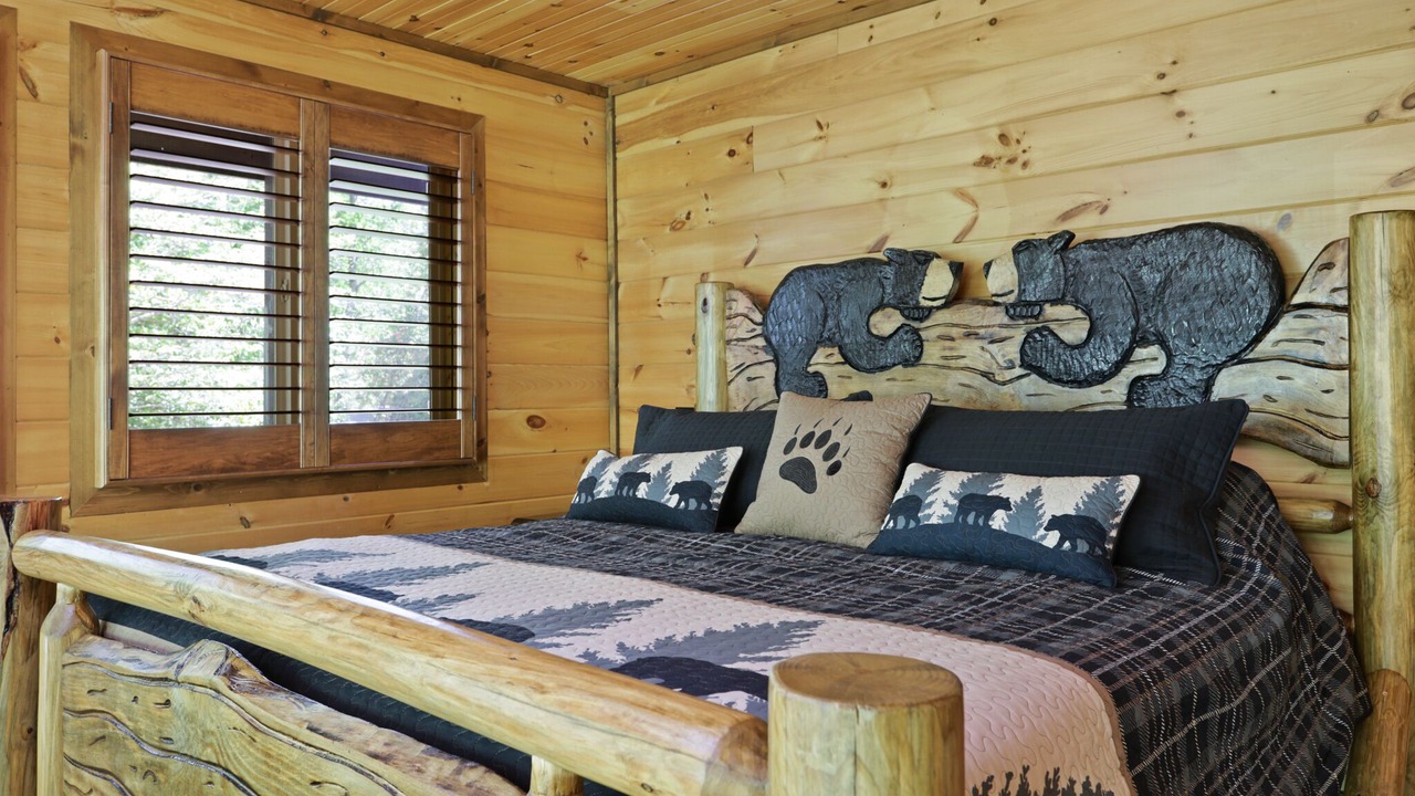 Photo of Bedroom in Ellijay