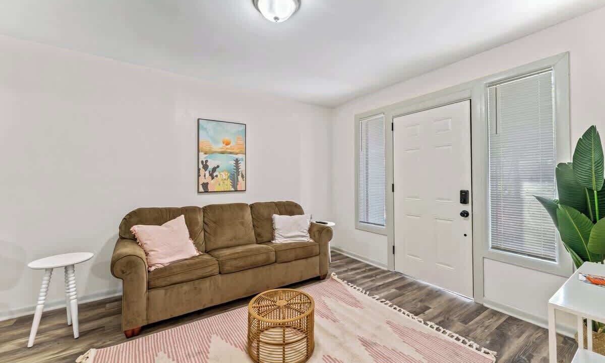 Photo of Livingroom in South Riverside