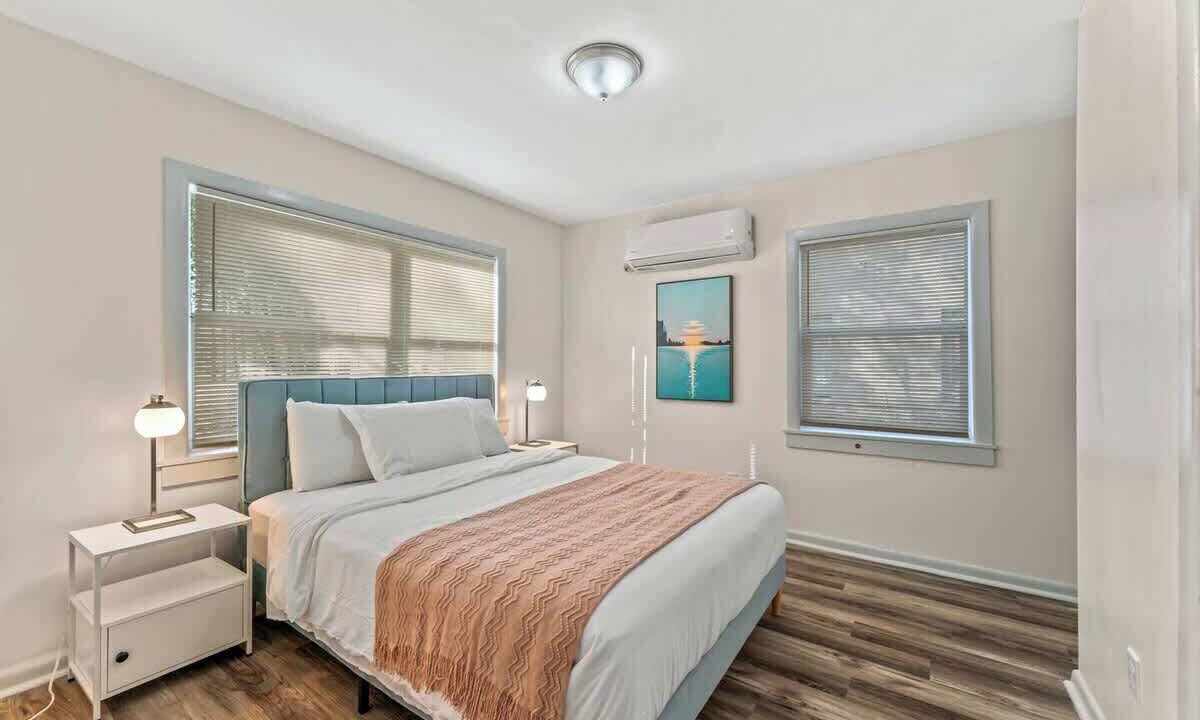 Photo of Bedroom in South Riverside
