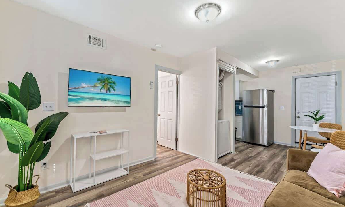 Photo of Livingroom in South Riverside