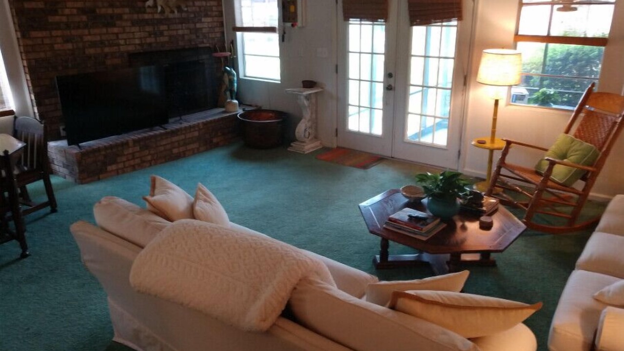Photo of Livingroom in Warwick