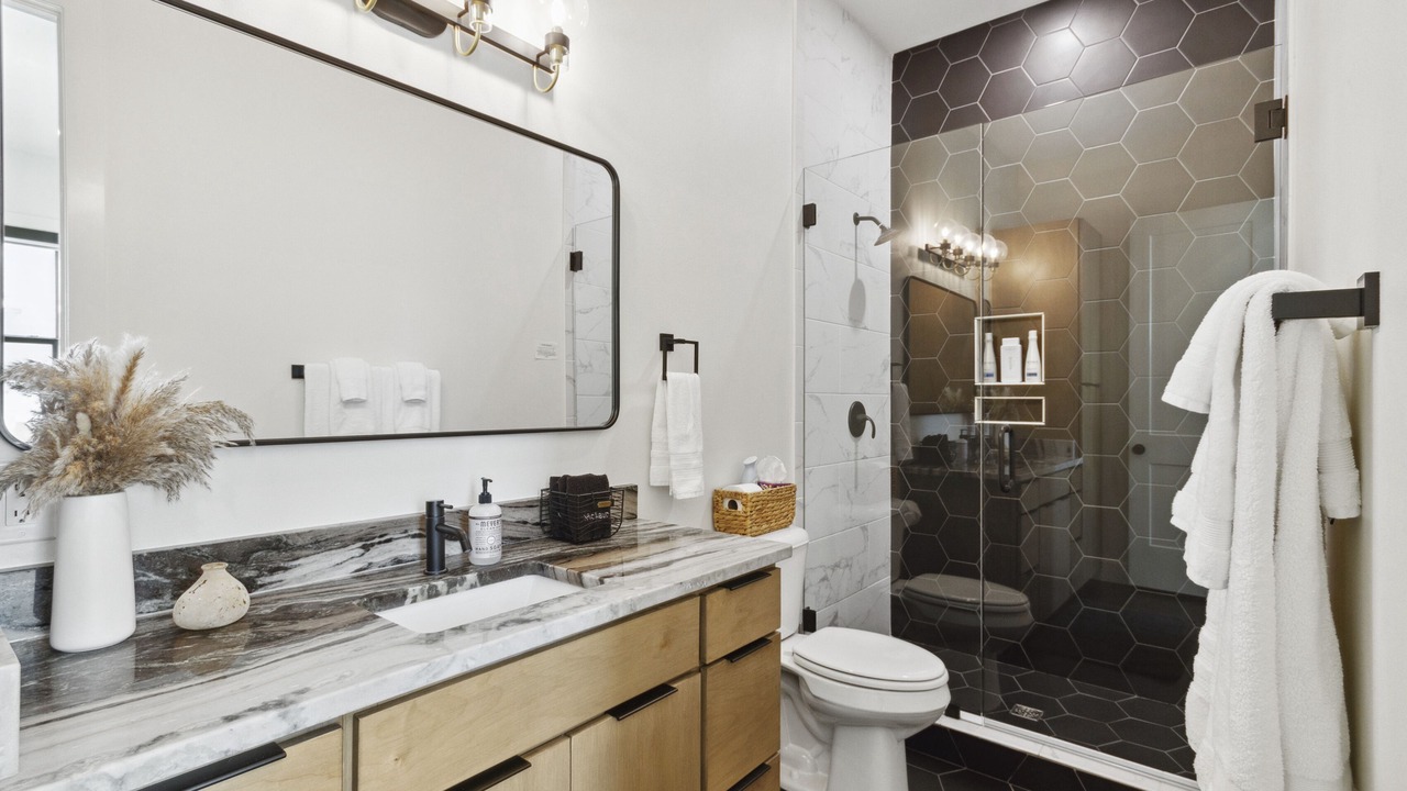 Photo of Bathroom in Ono Island
