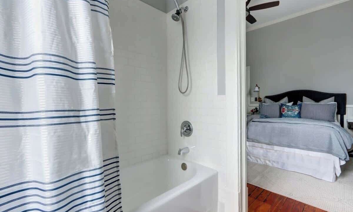 Photo of Bathroom in Hitch Village - Fred Wessels Homes