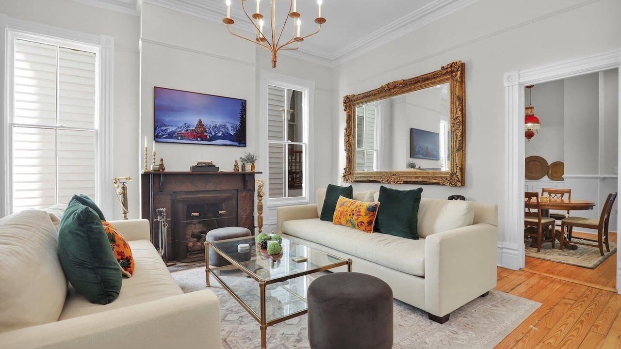Photo of Livingroom in Historic Downtown Savannah