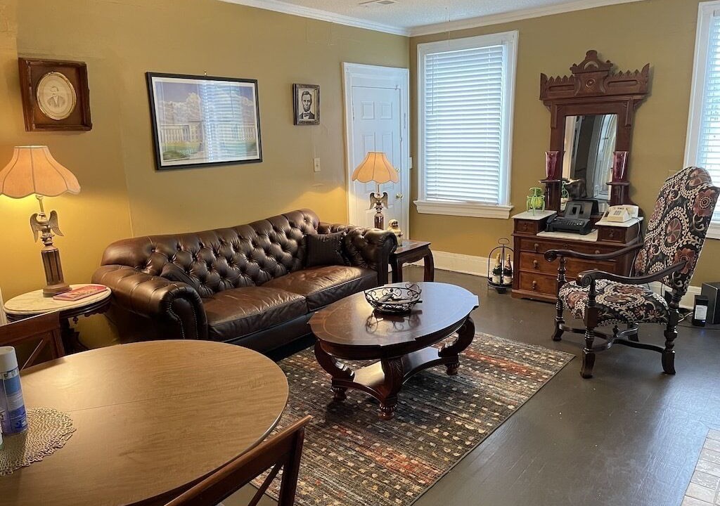 Photo of Livingroom in Montgomery