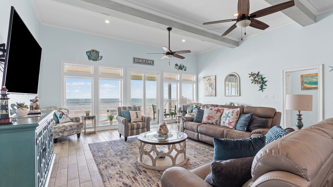 Photo of Livingroom in Dauphin Island