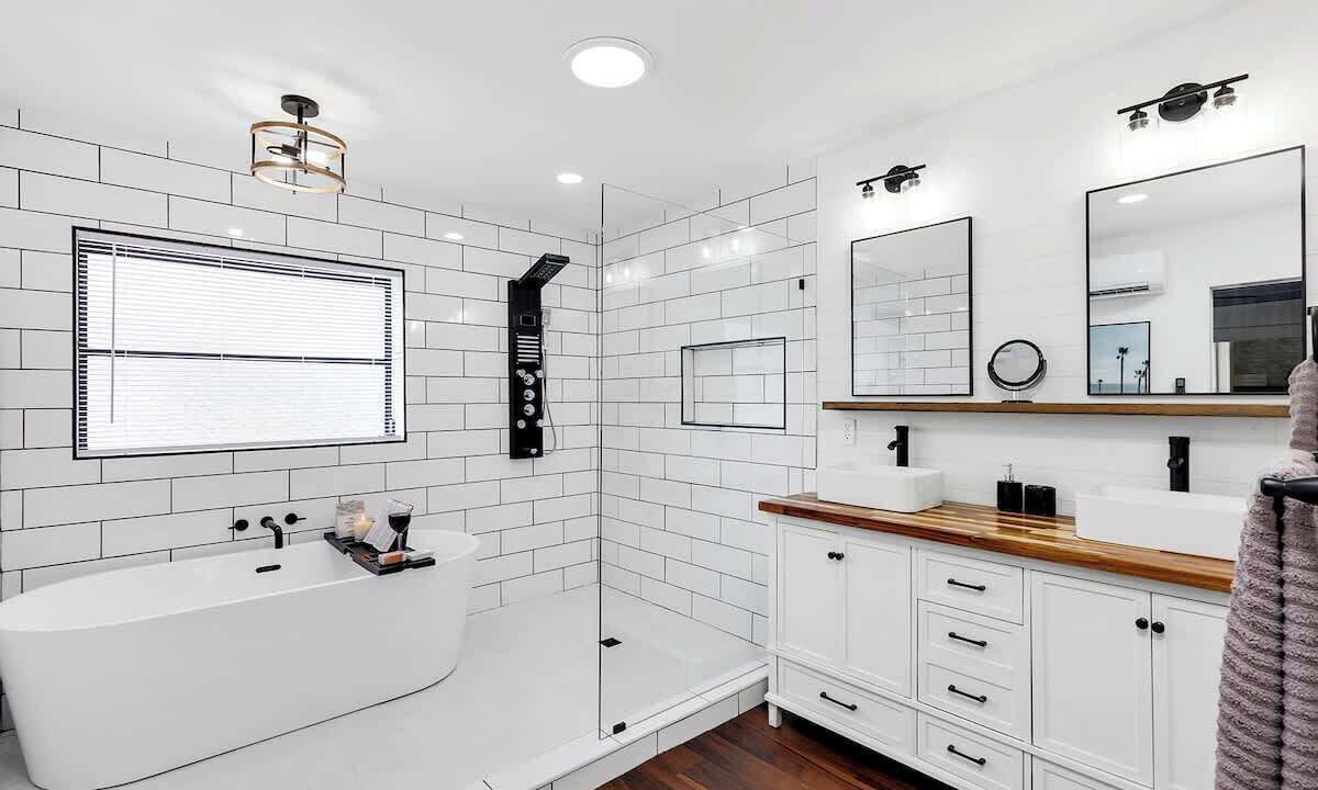 Photo of Bathroom in Casselberry