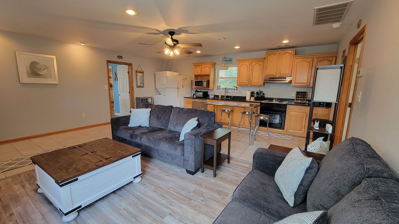 Photo of Livingroom in Tybee Island