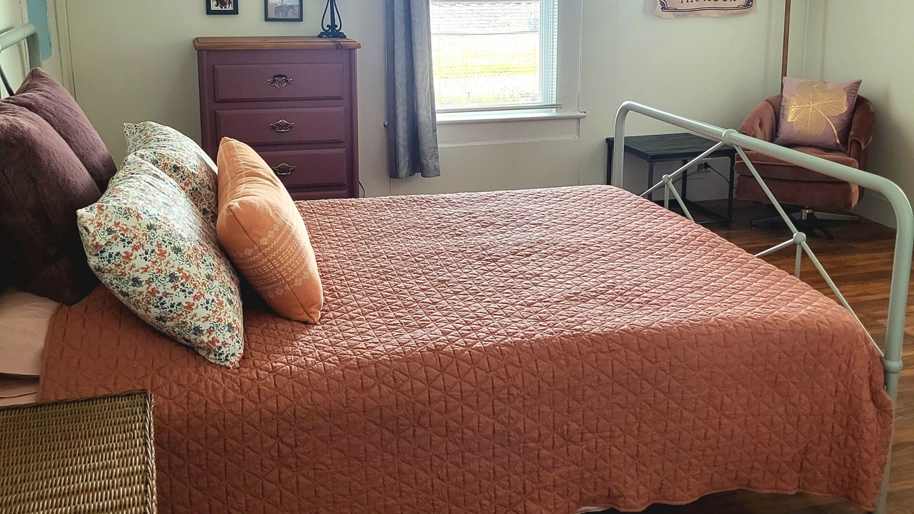 Photo of Bedroom in Mississippi City