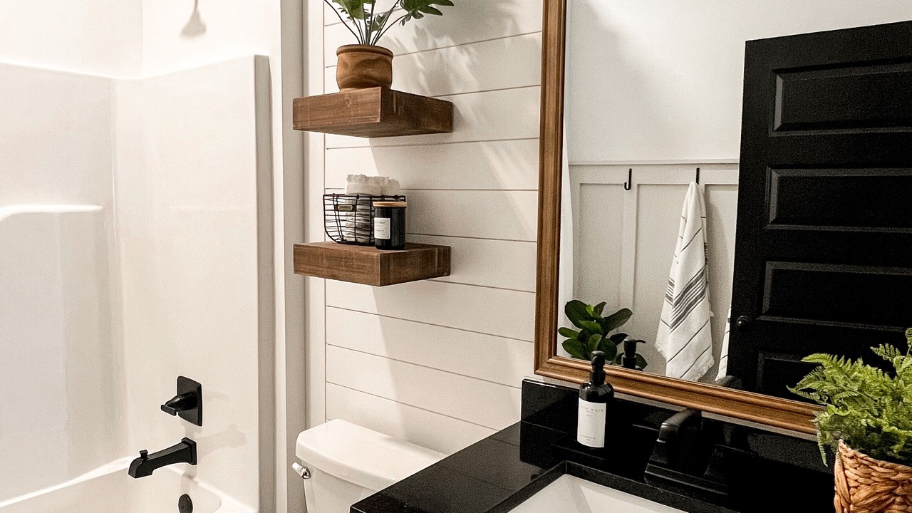 Photo of Bathroom in Auburn