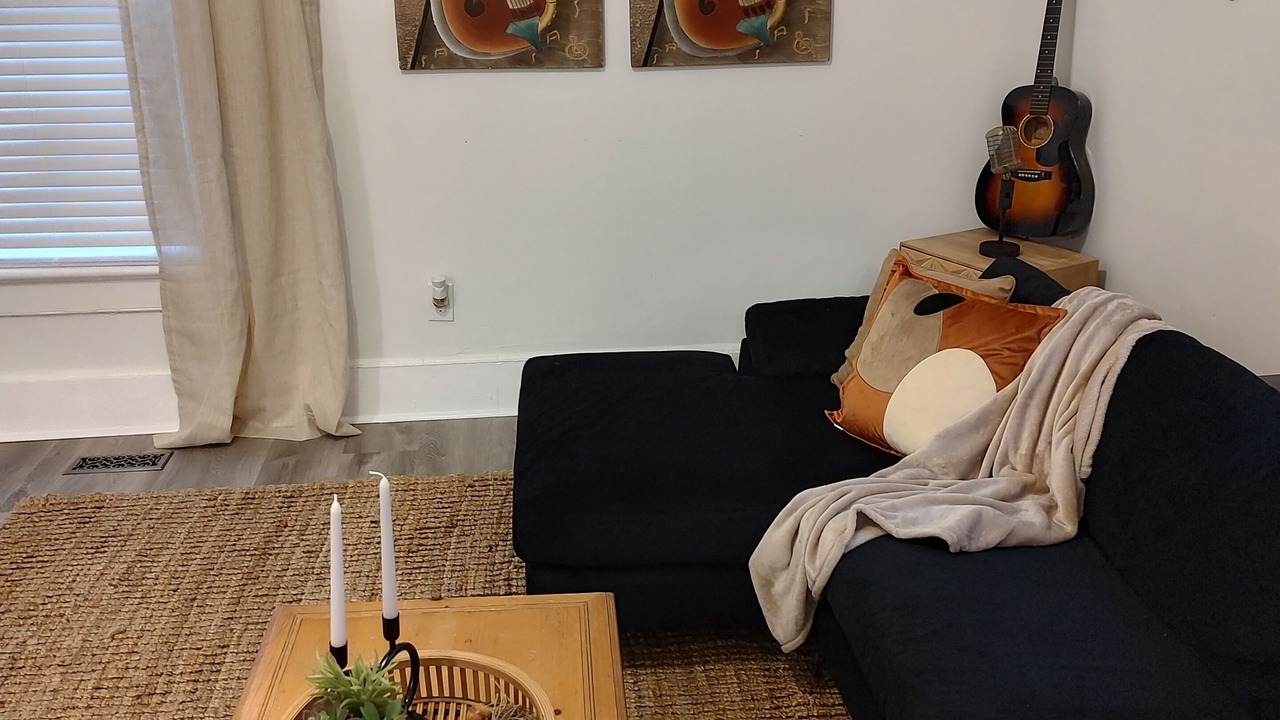 Photo of Livingroom in Macon