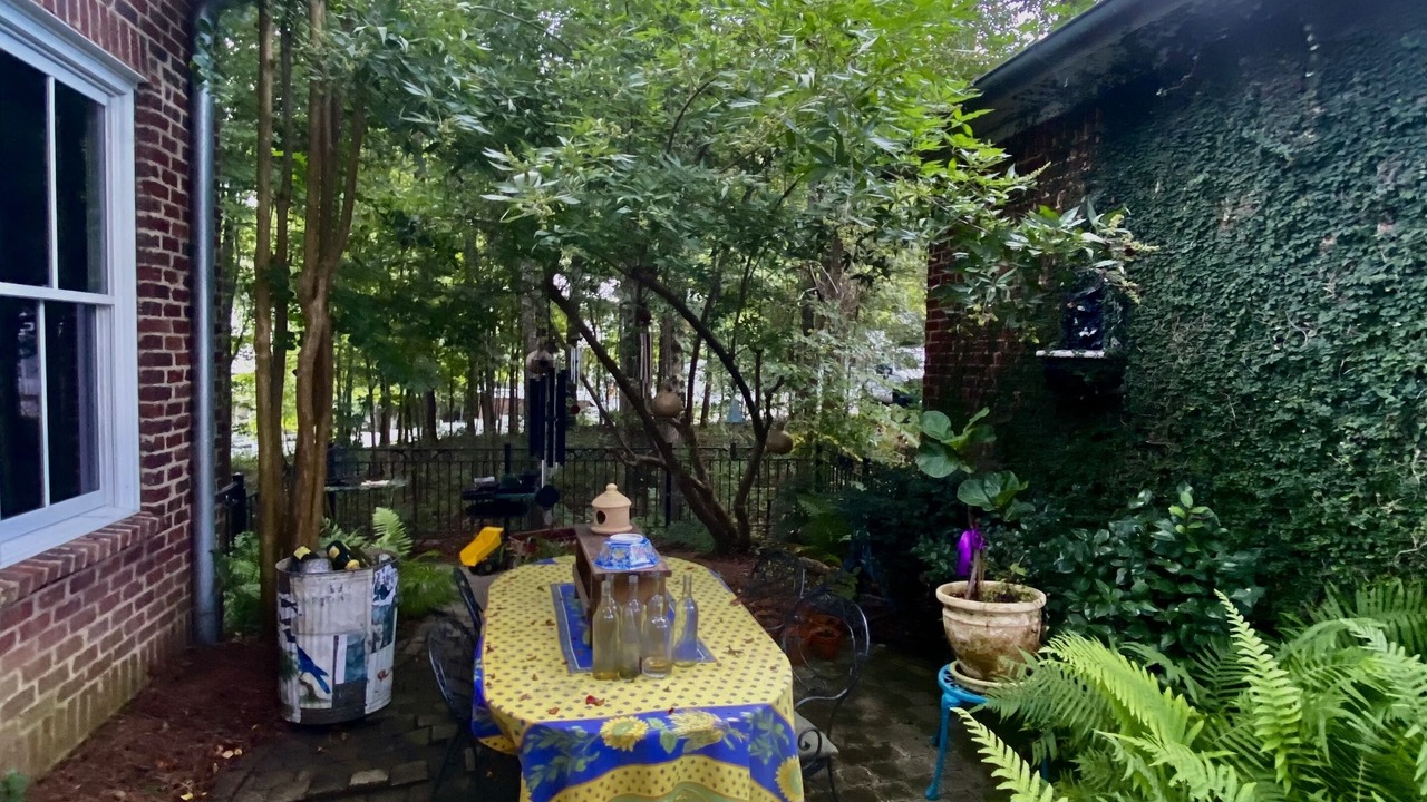 Photo of Outdoor in Empire