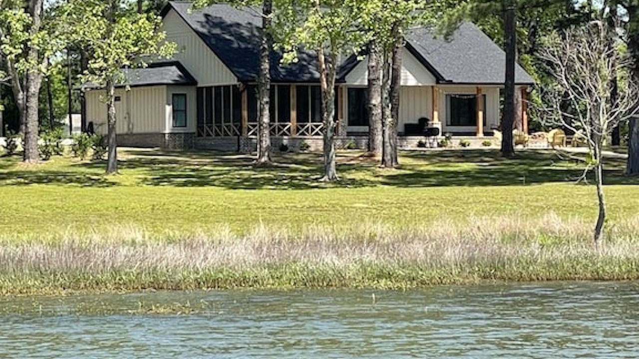 Photo of Outdoor in Northport