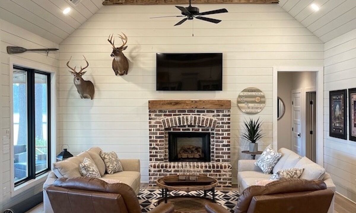 Photo of Livingroom in Northport