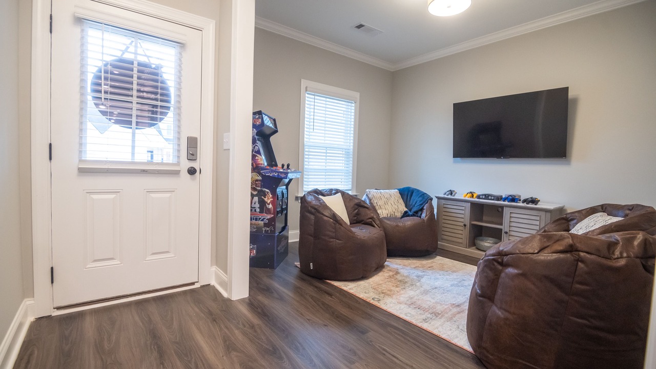 Photo of Livingroom in Auburn