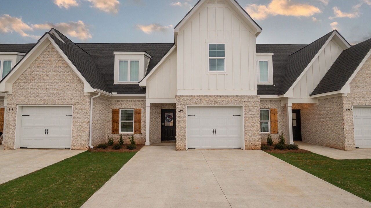 Photo of Outdoor in Auburn