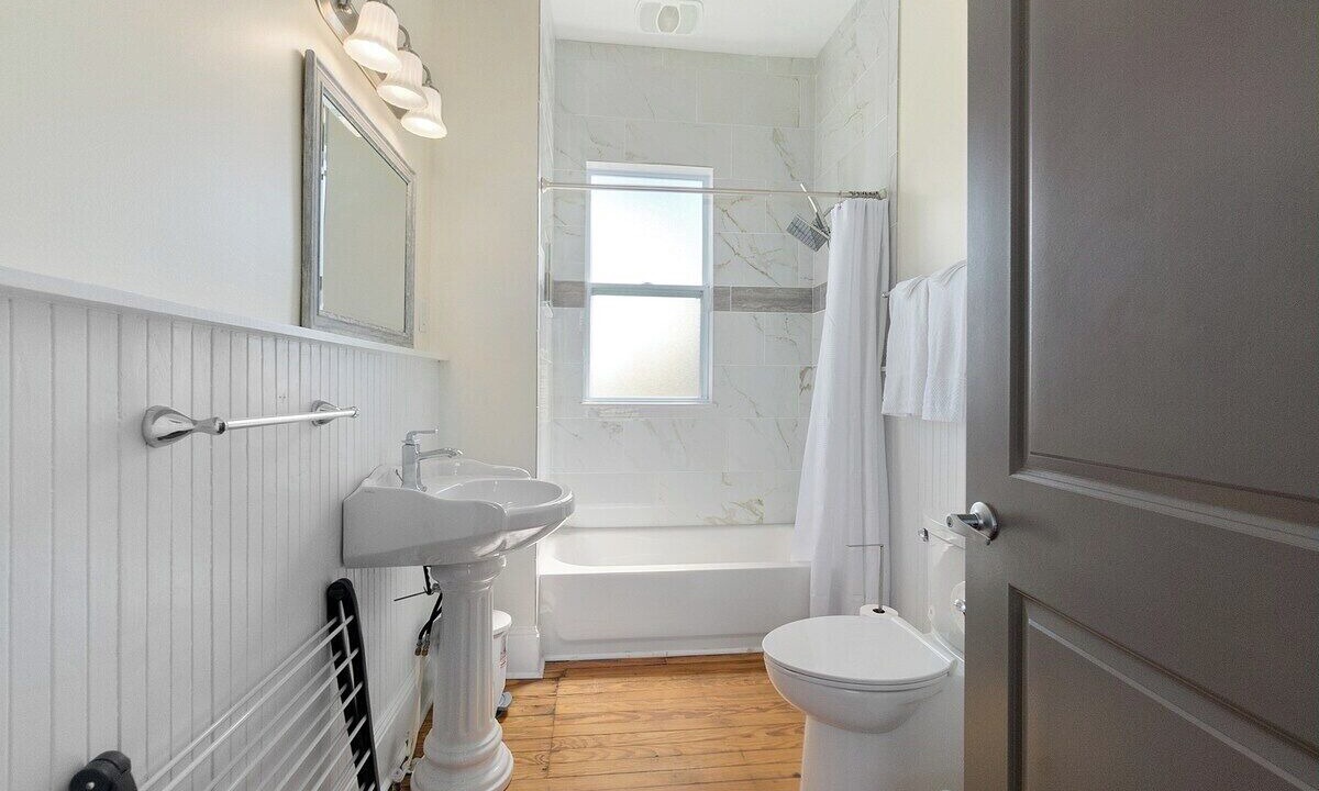 Photo of Bathroom in Palatka