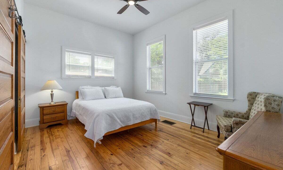 Photo of Bedroom in Palatka