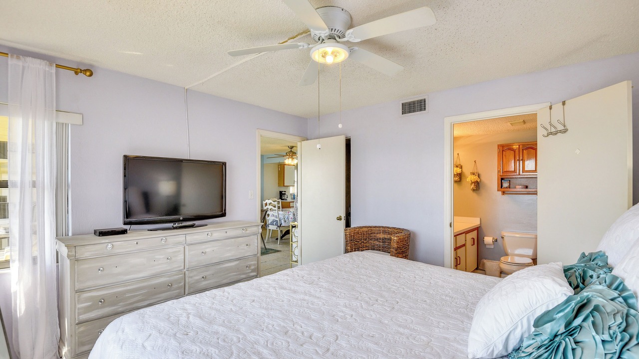 Photo of Bedroom in Ormond-by-the-Sea