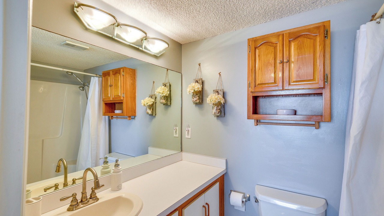Photo of Bathroom in Ormond-by-the-Sea
