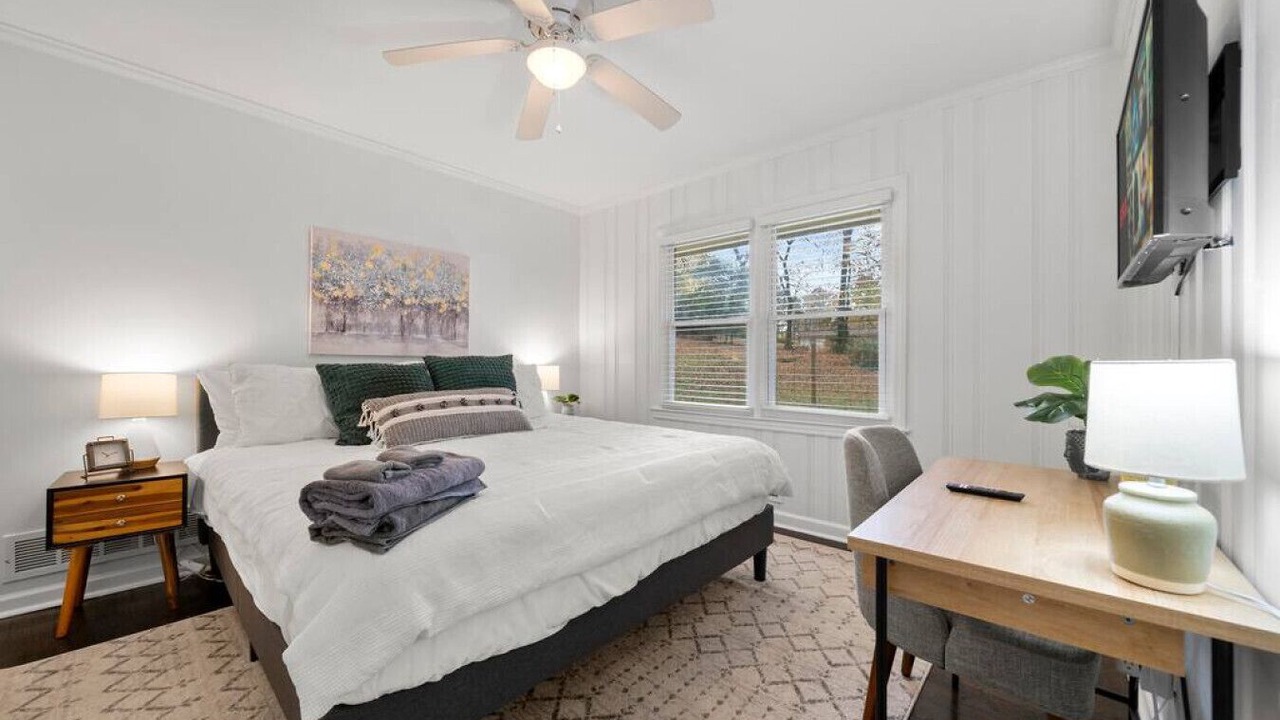 Photo of Bedroom in Gresham Park