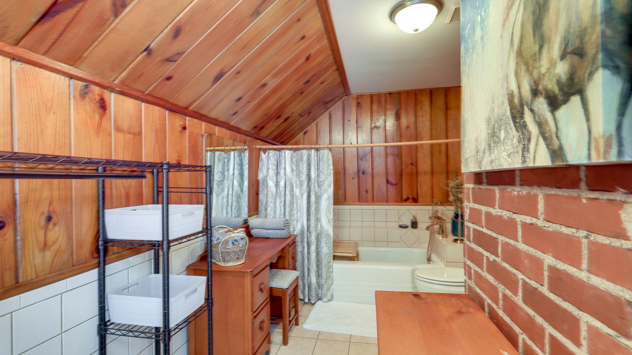 Photo of Bathroom in Ellaville