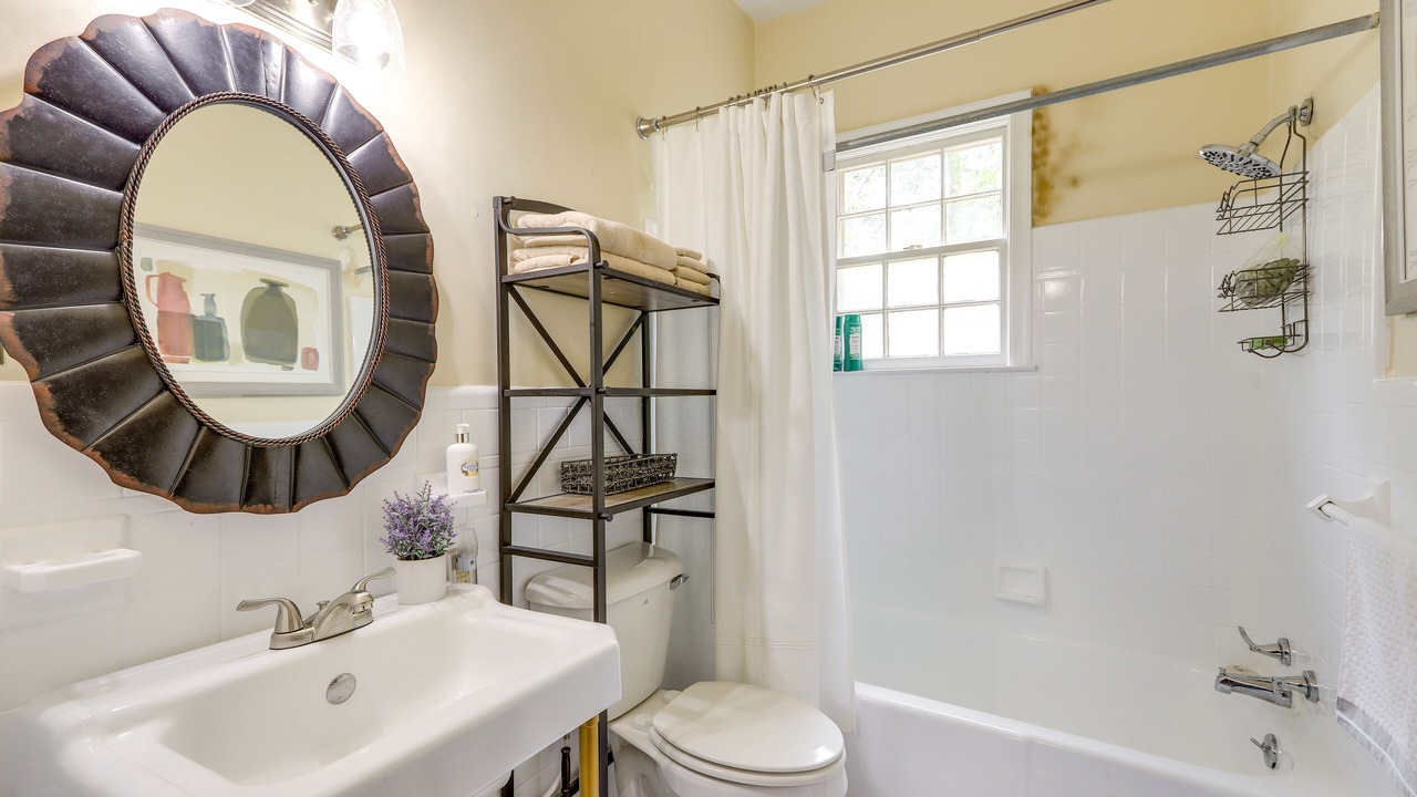 Photo of Bathroom in Ellaville