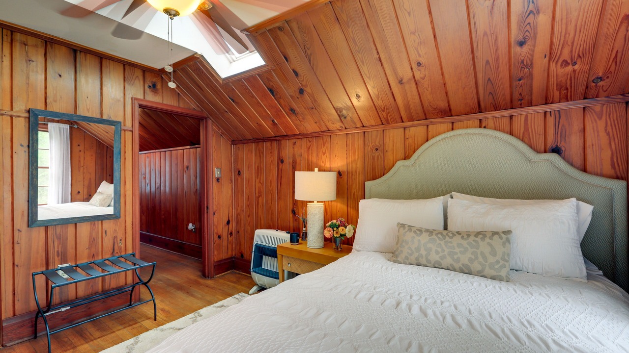 Photo of Bedroom in Ellaville
