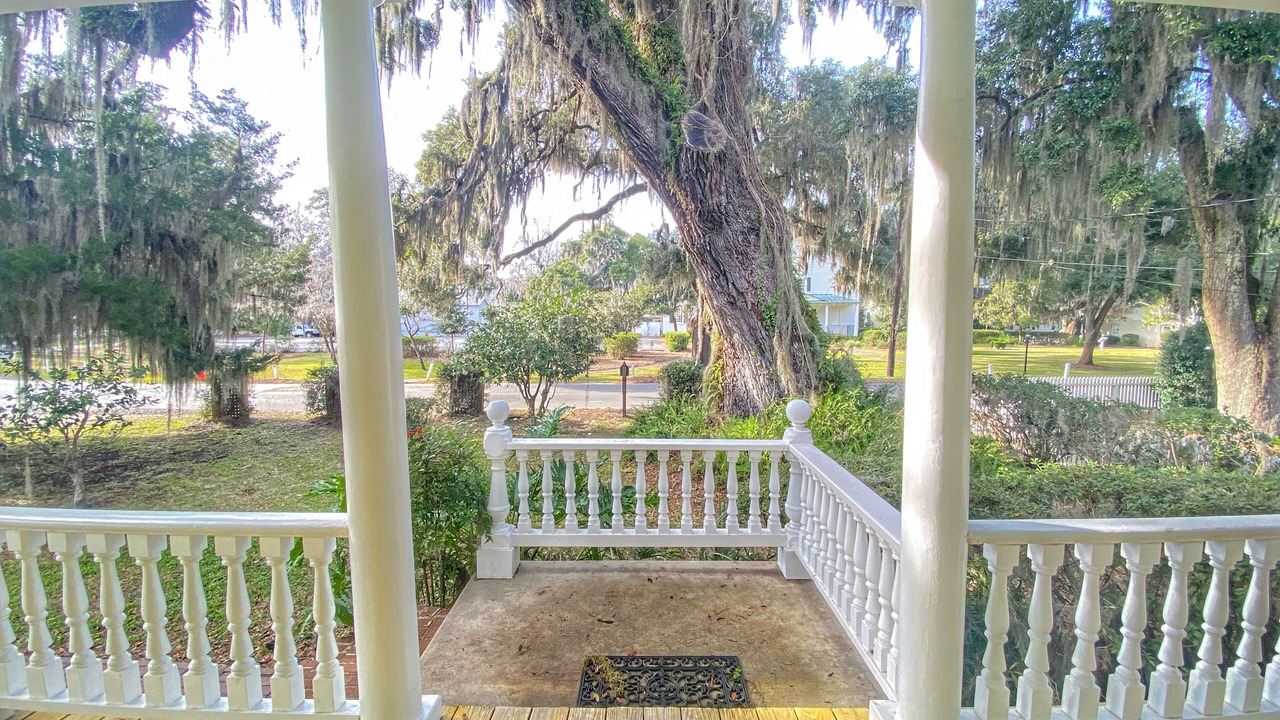 Photo of Outdoor in Isle of Hope Historic District
