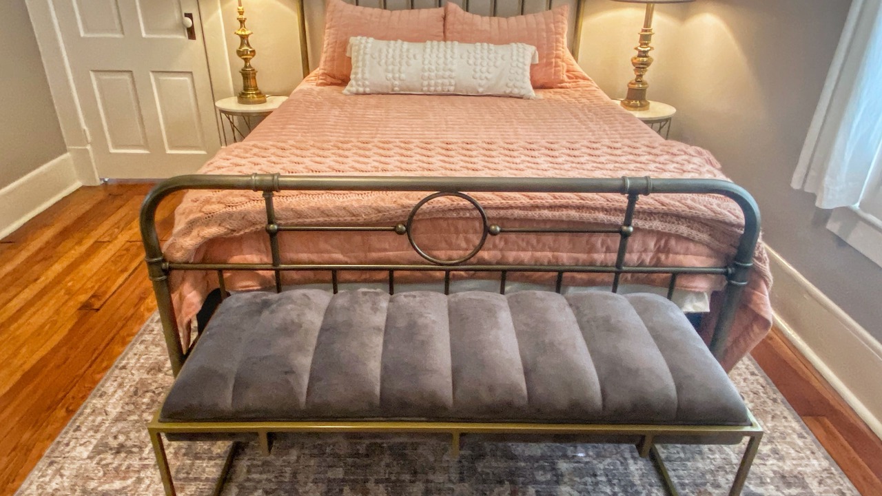 Photo of Bedroom in Isle of Hope Historic District
