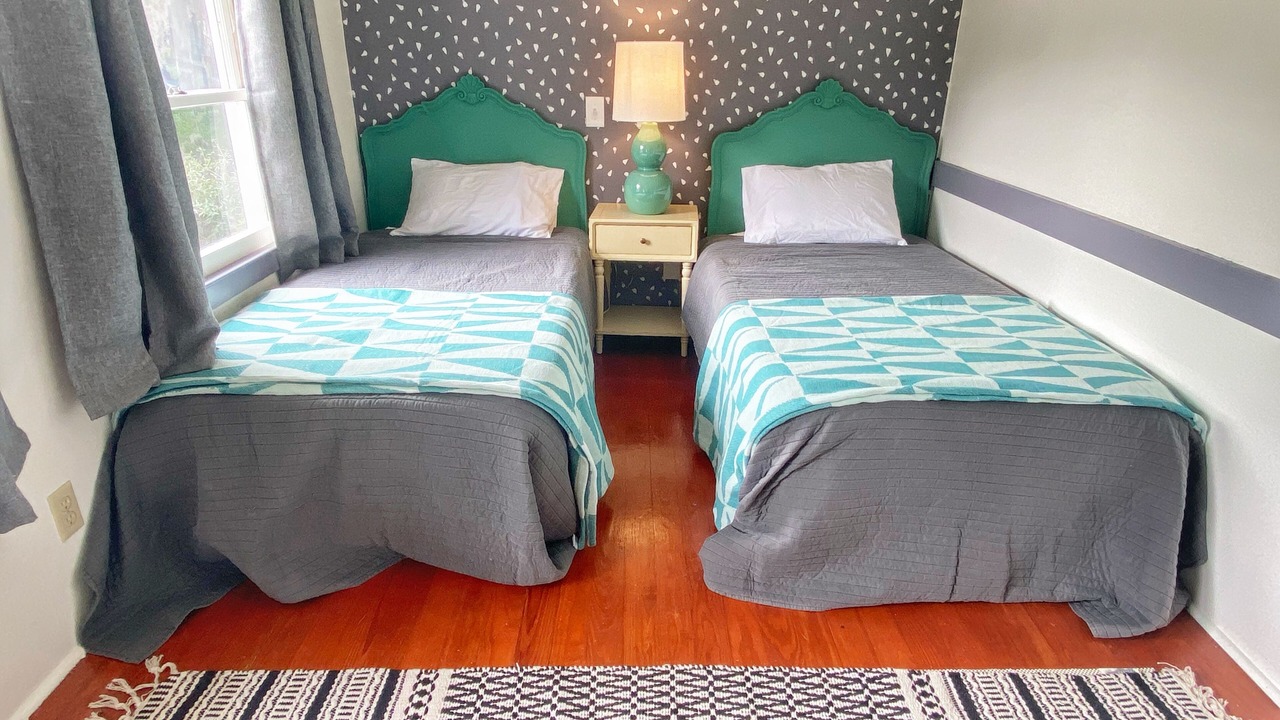 Photo of Bedroom in Isle of Hope Historic District