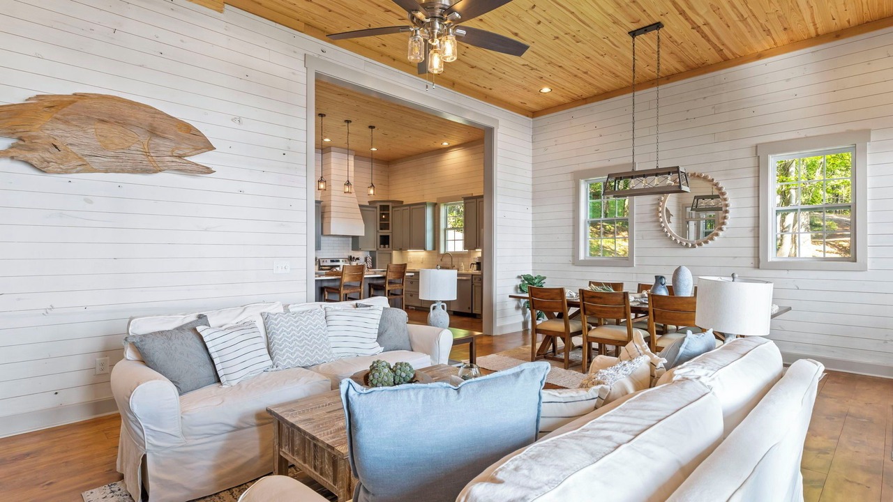 Photo of Livingroom in Dadeville