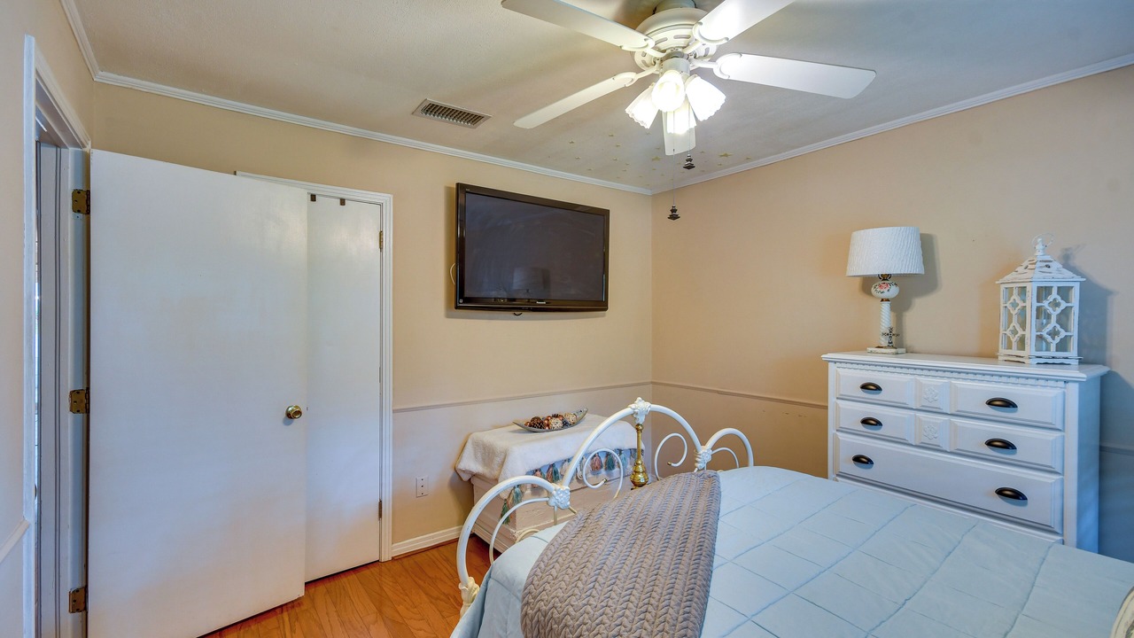 Photo of Bedroom in Gunter Afs