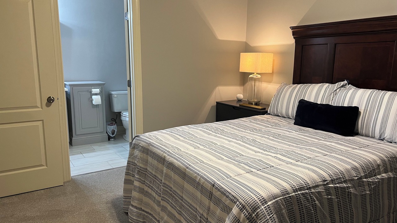 Photo of Bedroom in Tuscaloosa