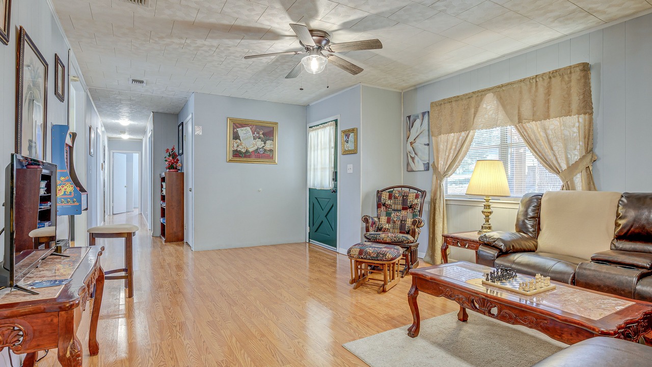 Photo of Livingroom in Jackson