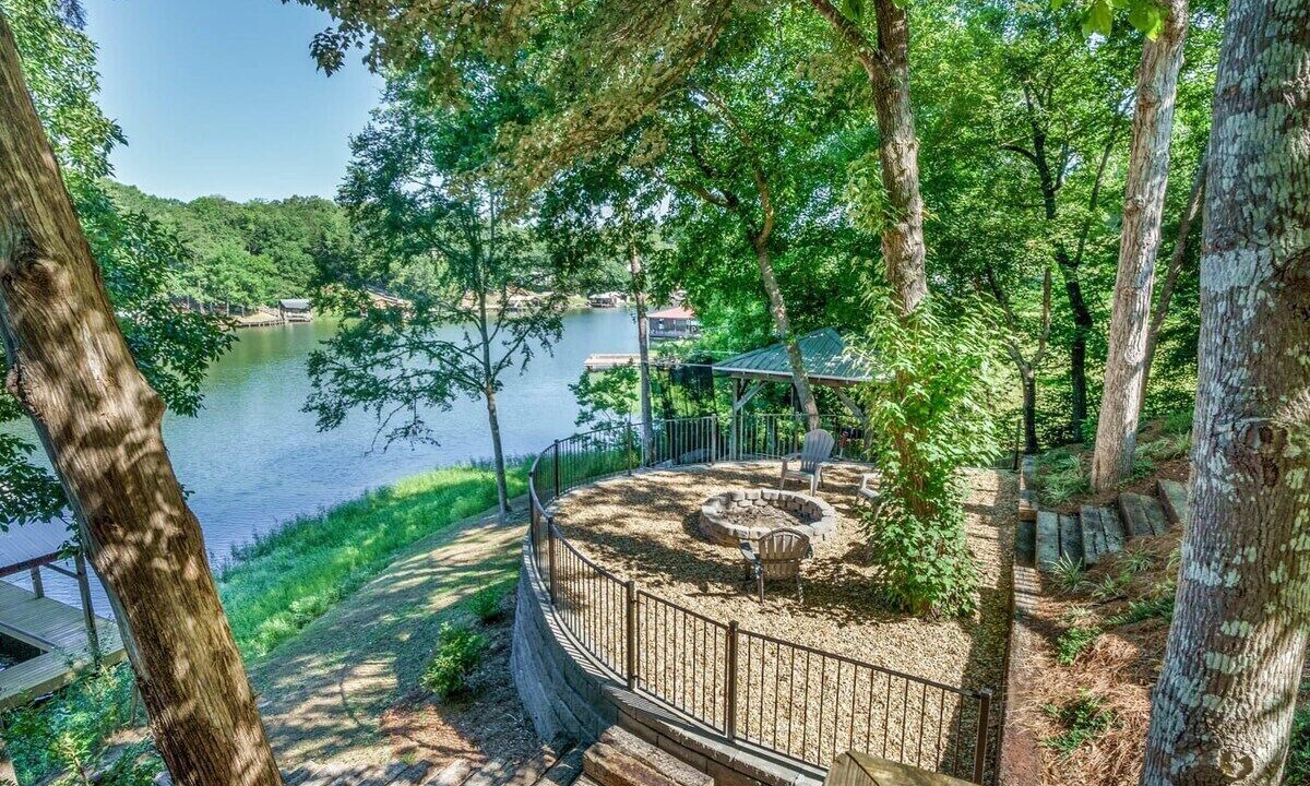 Photo of Patio Balcony in Northport