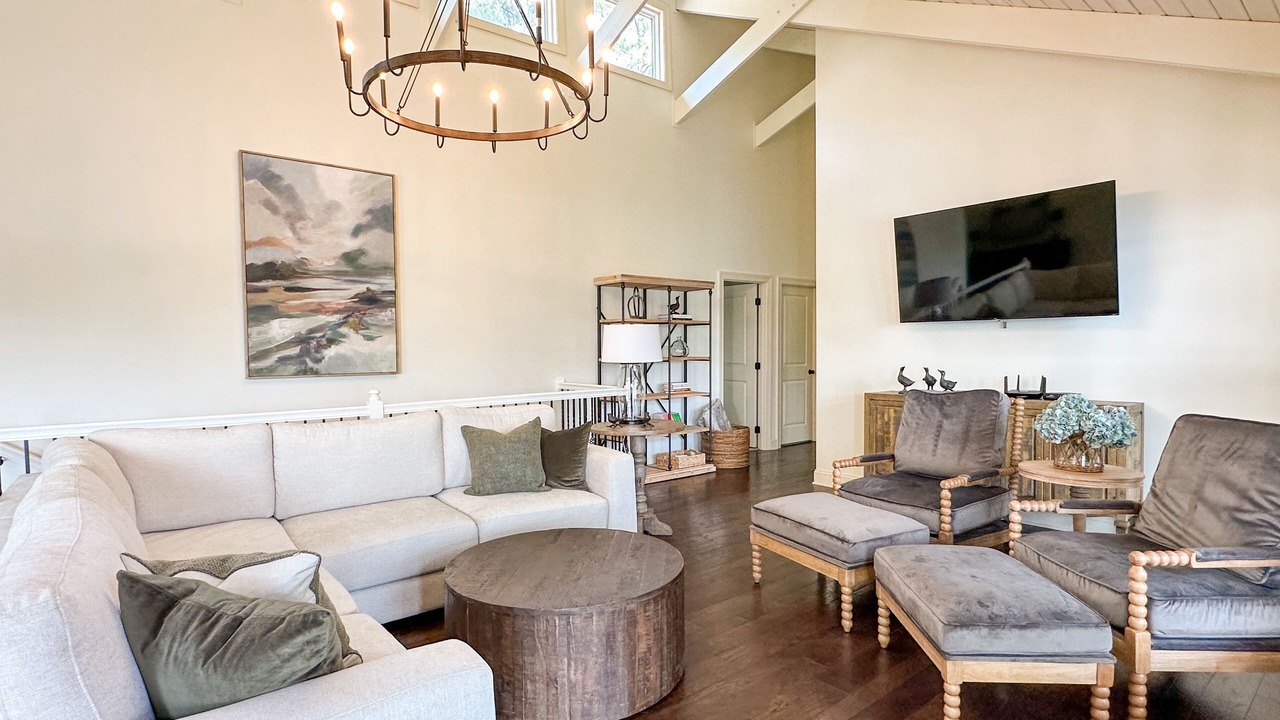 Photo of Livingroom in Jacksons' Gap