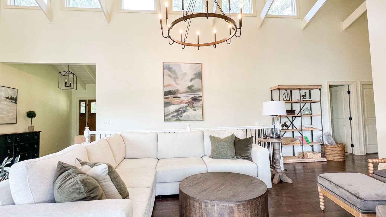 Photo of Livingroom in Jacksons' Gap