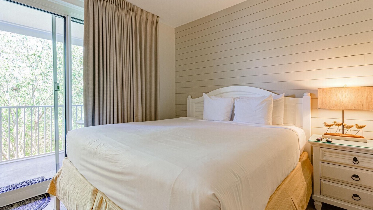 Photo of Bedroom in Baytowne Wharf