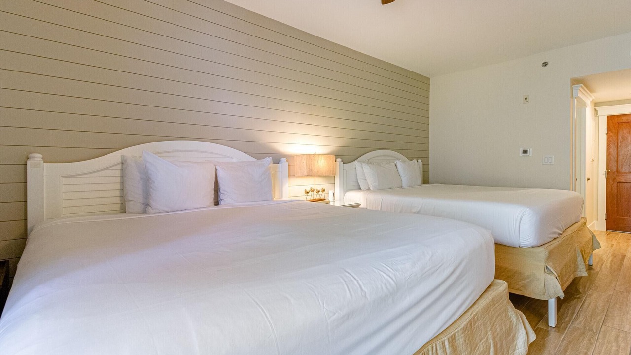 Photo of Bedroom in Baytowne Wharf