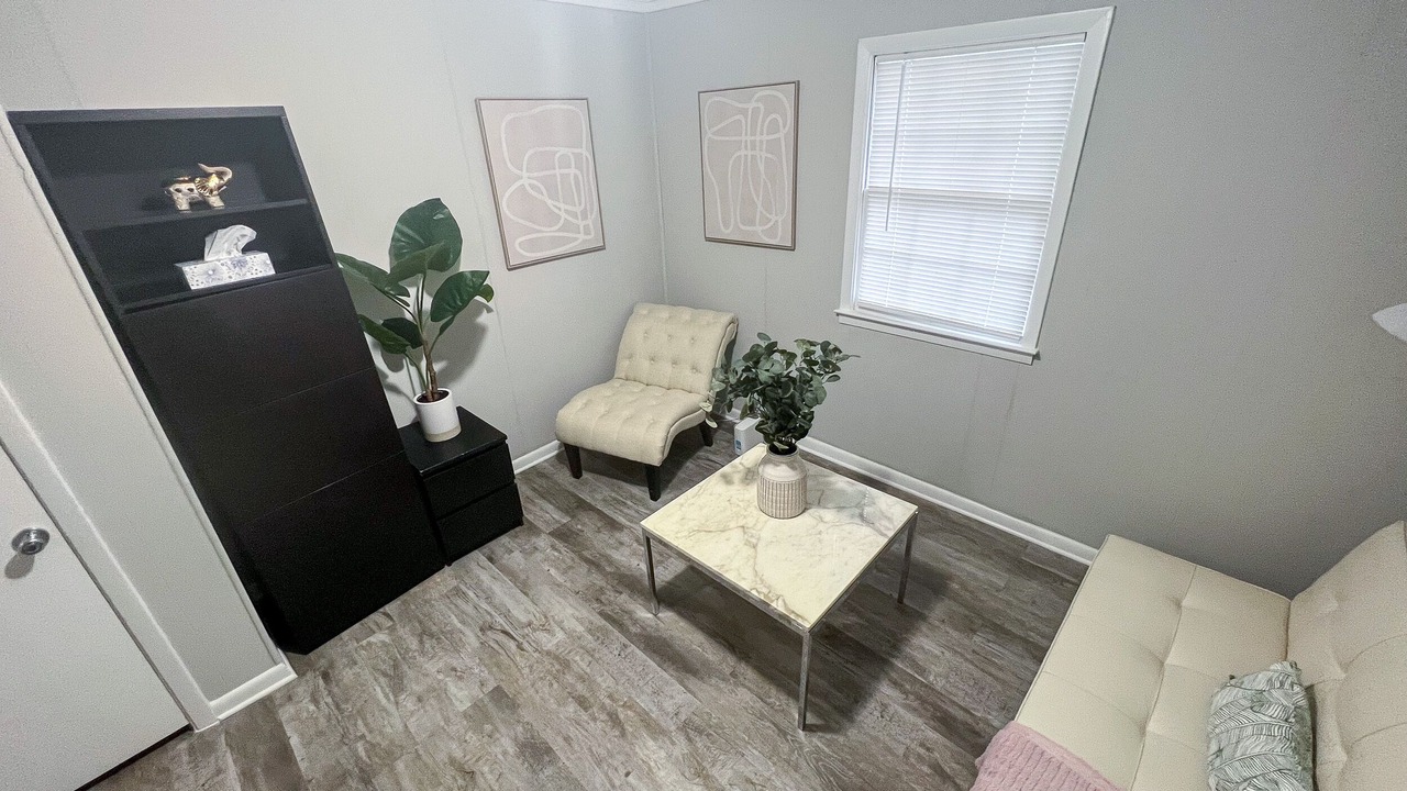 Photo of Livingroom in Decatur