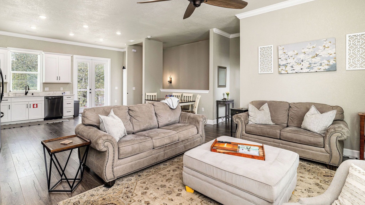 Photo of Livingroom in Mary Esther